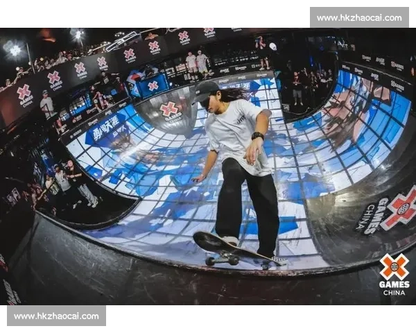 全球女滑板精英赛激烈角逐，挑战极限展现力量与优雅