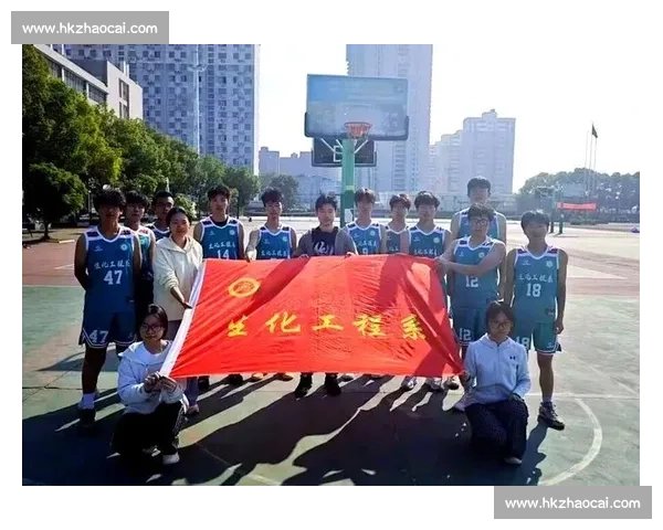 八一篮球赛激烈对抗精彩瞬间全程回顾与球员风采展示 八一篮球赛激烈对抗精彩瞬间全程回顾与球员风采展示