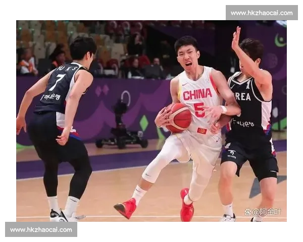 国际男篮赛场激烈角逐各国队伍实力全面比拼精彩瞬现 国际男篮赛场激烈角逐各国队伍实力全面比拼精彩瞬现