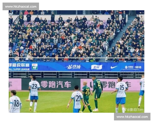 容大比赛精彩纷呈 激烈对抗点燃赛场激情 球迷热情高涨 赛季新篇章拉开序幕 容大比赛精彩纷呈 激烈对抗点燃赛场激情 球迷热情高涨 赛季新篇章拉开序幕